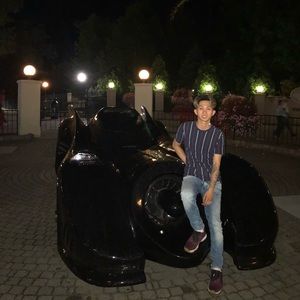 Meet your Posher, Evan